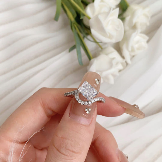 DAYDREAMER RING