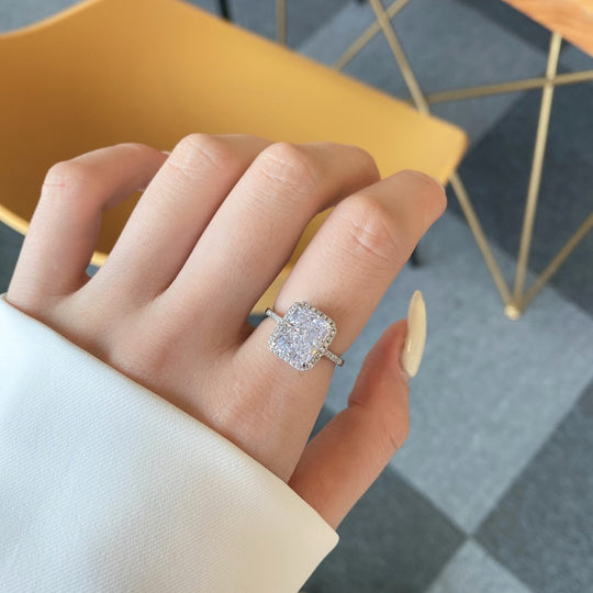ANILLO DE PLATA DE LEY REALEZA