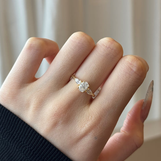GOLDEN CHAPTER RING