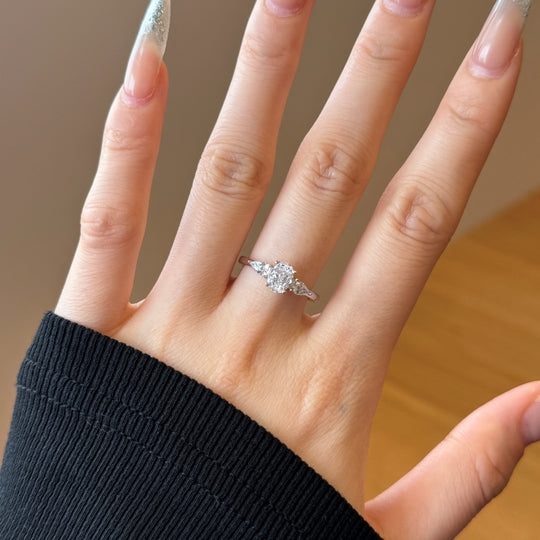ELEGANCE RING