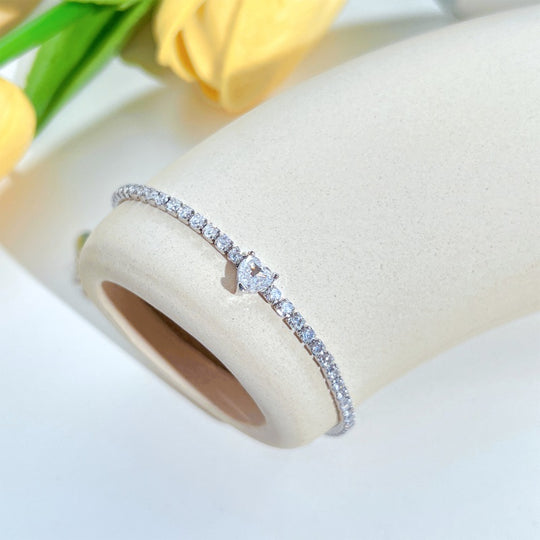 LOVE ME BRACELET