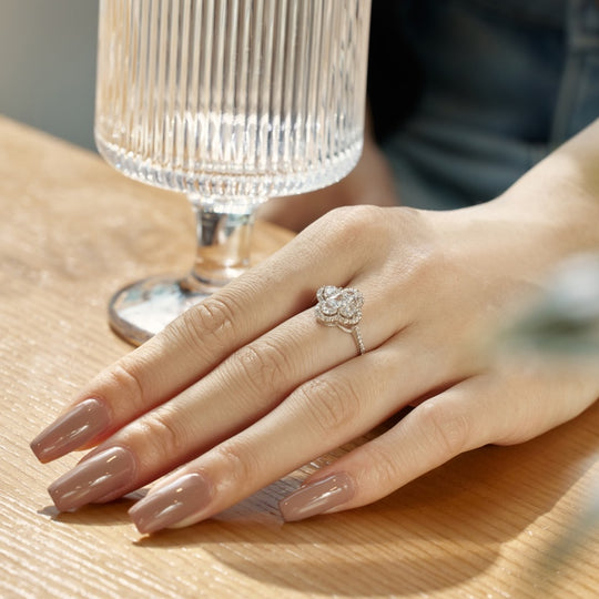 LUCKY CLOVER RING