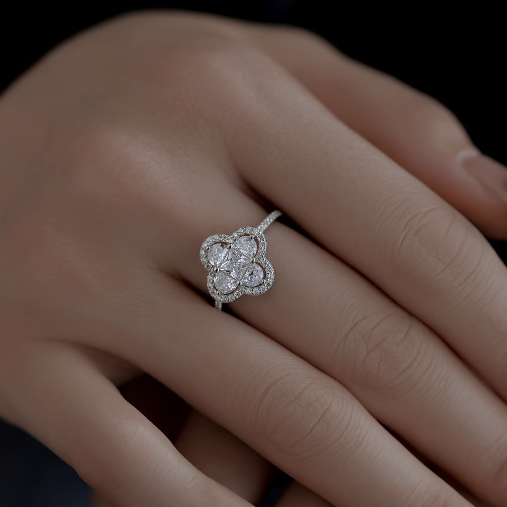 LUCKY CLOVER RING – JSUKI