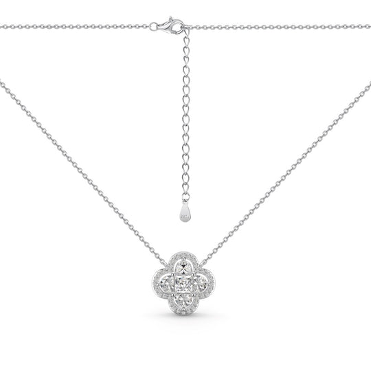 LUCKY CLOVER NECKLACE