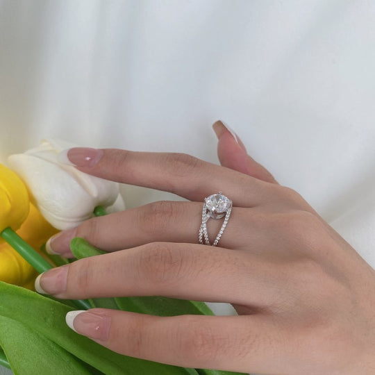 INTERTWINED RING