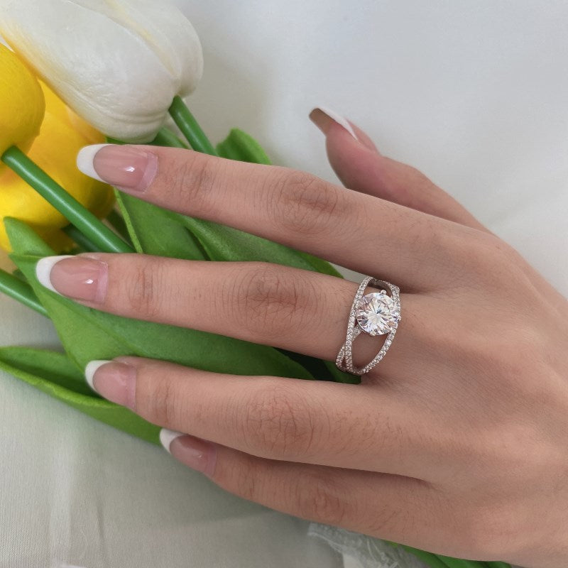 INTERTWINED RING