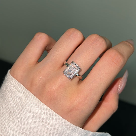 DIAMOND DUSK RING