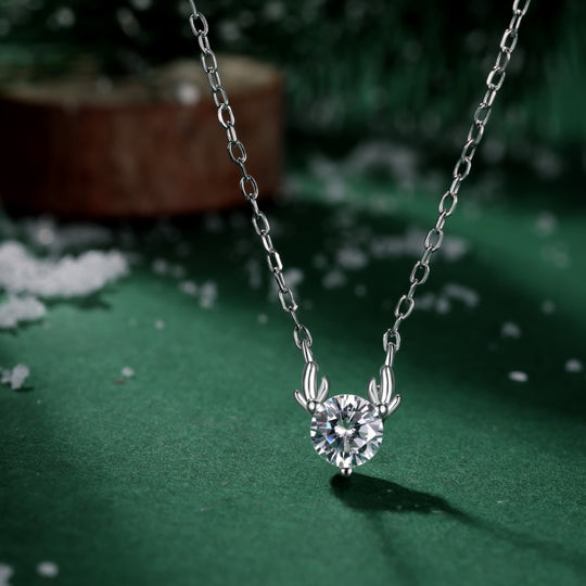 REINDEER NECKLACE