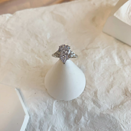 TWILIGHT RING