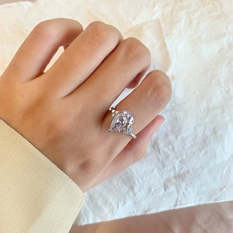 TWILIGHT RING