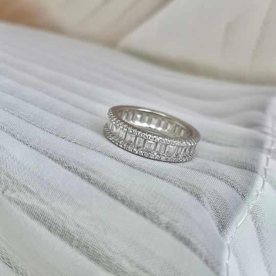 WRAPPED IN ICE BAND