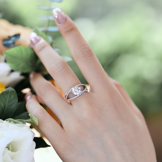 INTERTWINED RING