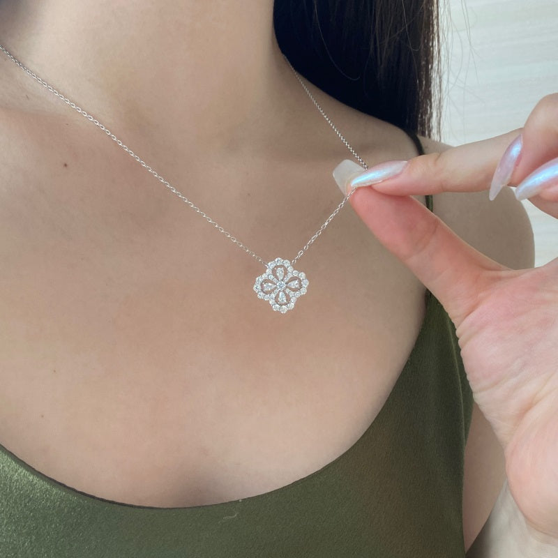 アクセサリー CMW-UNKNOWN 4HEART CLOVER LUCK Necklace 51J2LQaoPJL.jpg_BO30,255,255,