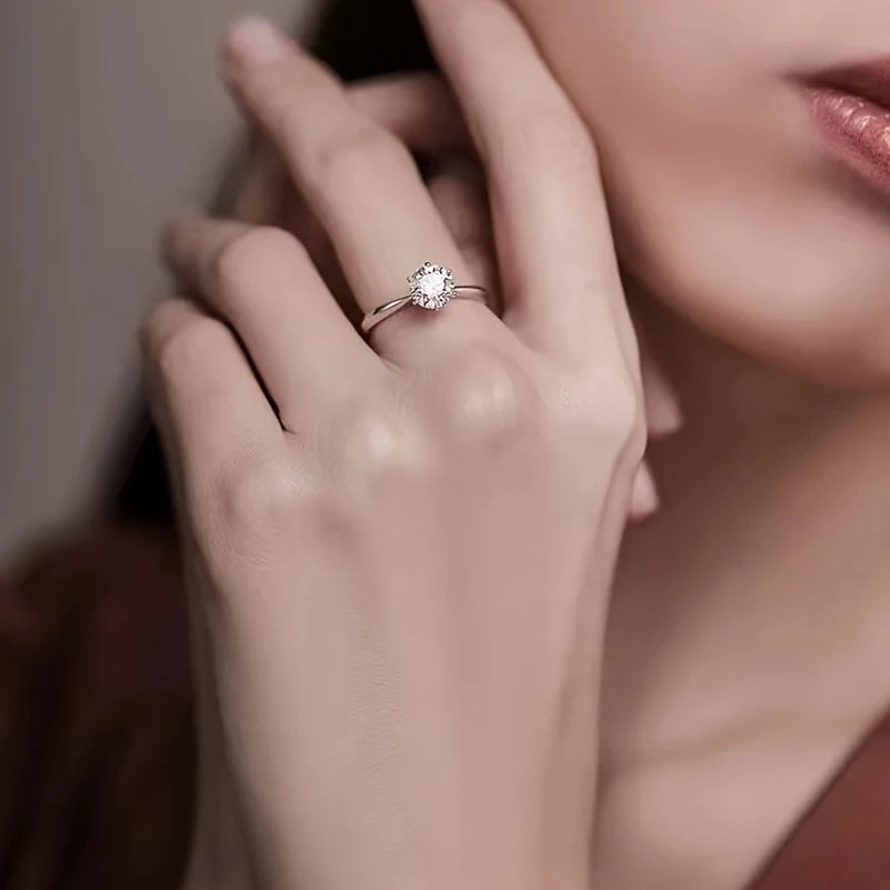 TIMELESS SOLITAIRE RING