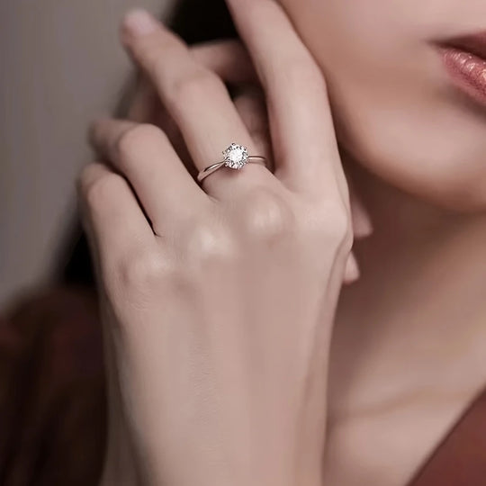 TIMELESS SOLITAIRE RING