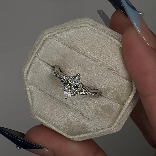 SERENE MARQUISE RING