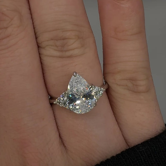 TWILIGHT TEARDROP RING